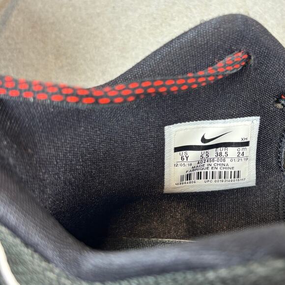 Nike Kyrie 5 Friends Size 6Y (Womens 7.5) Basketball Sneakers Shoes AO2918-006 - Picture 8 of 10